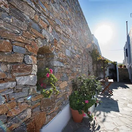 Guest house Erisimo Aegiali